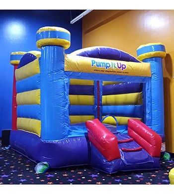 Square inflatable bouncer 