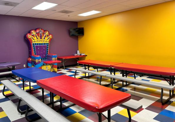 Pump It up Santa Clara Lobby private party room for kids birthday party